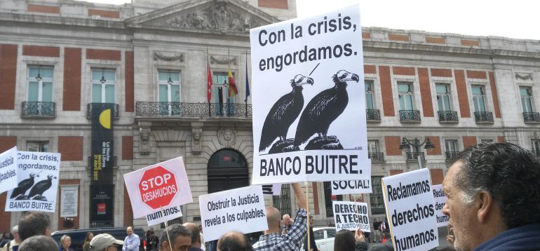 Manifestación contra la venta de vivienda pública y desahucios en Madrid en 2016 Manifestación contra la venta de vivienda pública y desahucios en Madrid en 2016