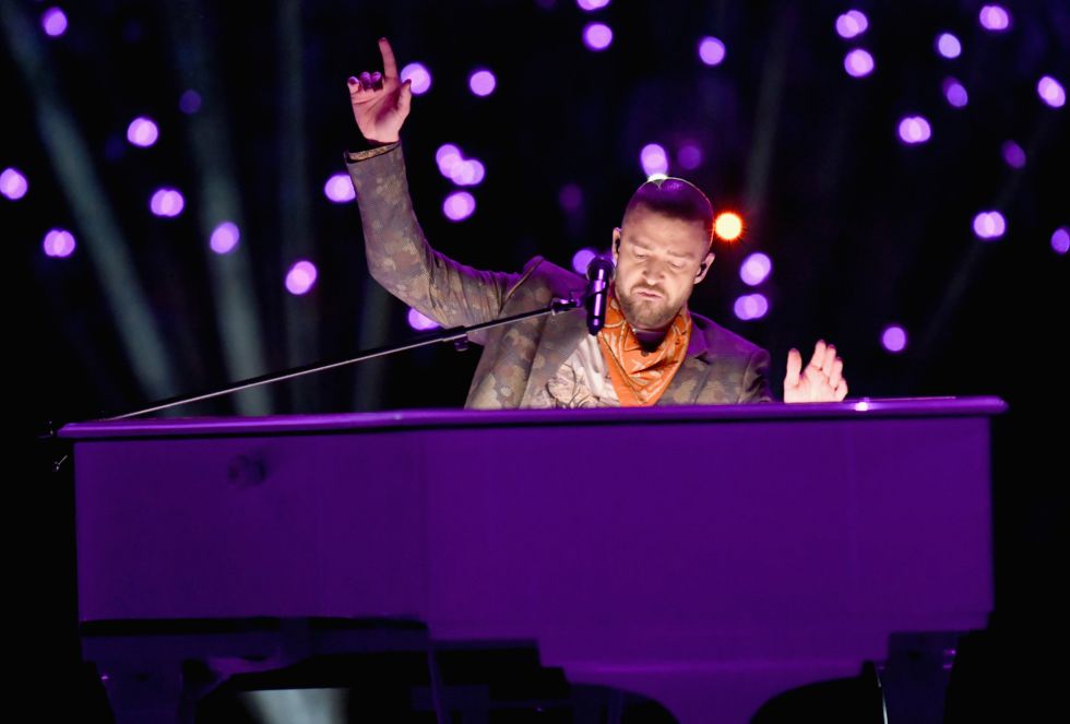 Justin Timberlake, en plena actuación en el descanso del partido Justin Timberlake, en plena actuación en el descanso del partido