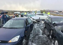 El granizo provoca un accidente múltiple de 30 vehículos en La Rioja