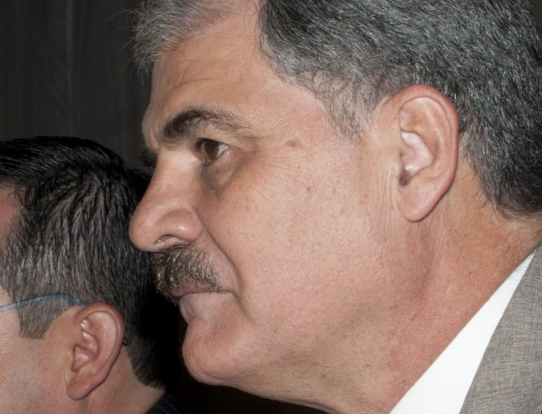 Fotografía de archivo fechada el 30 de septiembre de 2014, que muestra al exministro guatemalteco de Finanzas Juan Alberto Fuentes (d) mientras participa en un foro en Tegucigalpa (Honduras). Fotografía de archivo fechada el 30 de septiembre de 2014, que muestra al exministro guatemalteco de Finanzas Juan Alberto Fuentes (d) mientras participa en un foro en Tegucigalpa (Honduras).