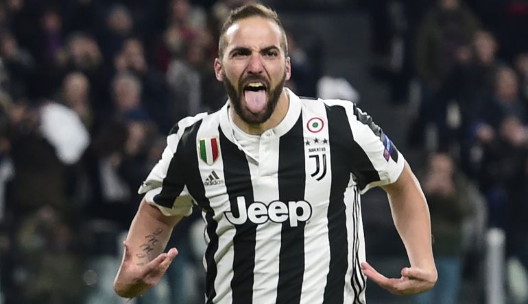 Higuaín, durante el partido ante el Tottenham en la Champions Higuaín, durante el partido ante el Tottenham en la Champions
