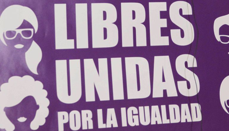 Asamblea informativa con miembros de CCOO con motivo de las movilizaciones anunciadas para el 8 de marzo, día Internacional de la Mujer. Asamblea informativa con miembros de CCOO con motivo de las movilizaciones anunciadas para el 8 de marzo, día Internacional de la Mujer.