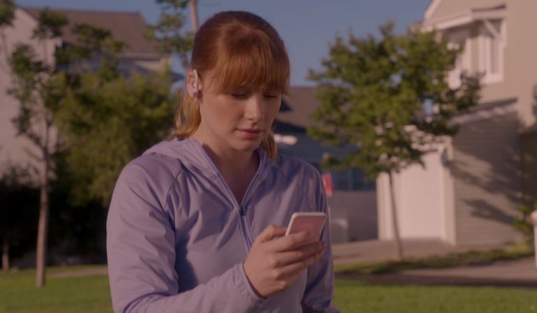 La protagonista del capítulo 'Nosedive' tiene que lidiar con un sistema de puntuaje similar. La protagonista del capítulo 'Nosedive' tiene que lidiar con un sistema de puntuaje similar.