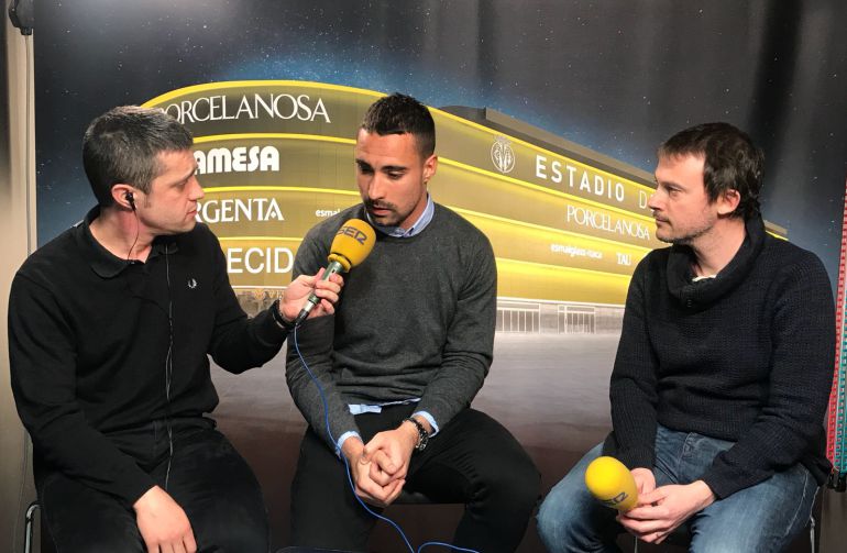 Sergio Asenjo durante la entrevista con Sique Rodríguez y Bruno Alemany Sergio Asenjo durante la entrevista con Sique Rodríguez y Bruno Alemany
