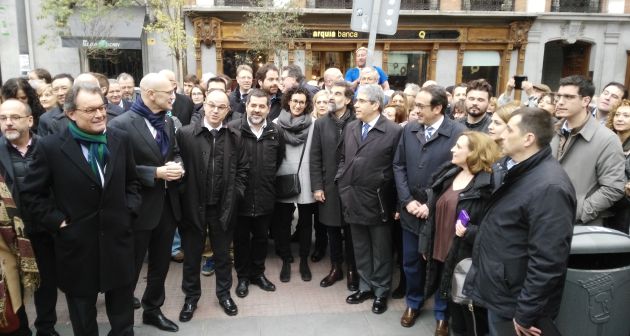 Mas, Romeva, Turull, Sànchez, Rovira, Cuiart y Rull acompañan a Homs en Madrid hace un año antes del juicio en el Tribunal Supremo Mas, Romeva, Turull, Sànchez, Rovira, Cuiart y Rull acompañan a Homs en Madrid hace un año antes del juicio en el Tribunal Supremo