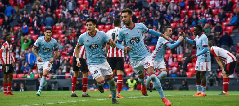Brais celebra su primer gol en el fútbol profesional Brais celebra su primer gol en el fútbol profesional