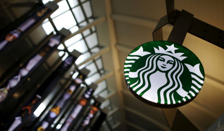 Starbucks y otras compañçias, obligadas a poner una etiqueta en sus productor alertando del riesgo de cáncer. Starbucks y otras compañçias, obligadas a poner una etiqueta en sus productor alertando del riesgo de cáncer.