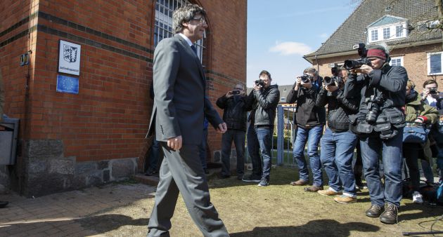 Carles Puigdemont abandona este viernes la prisión alemana de Neumuenster Carles Puigdemont abandona este viernes la prisión alemana de Neumuenster