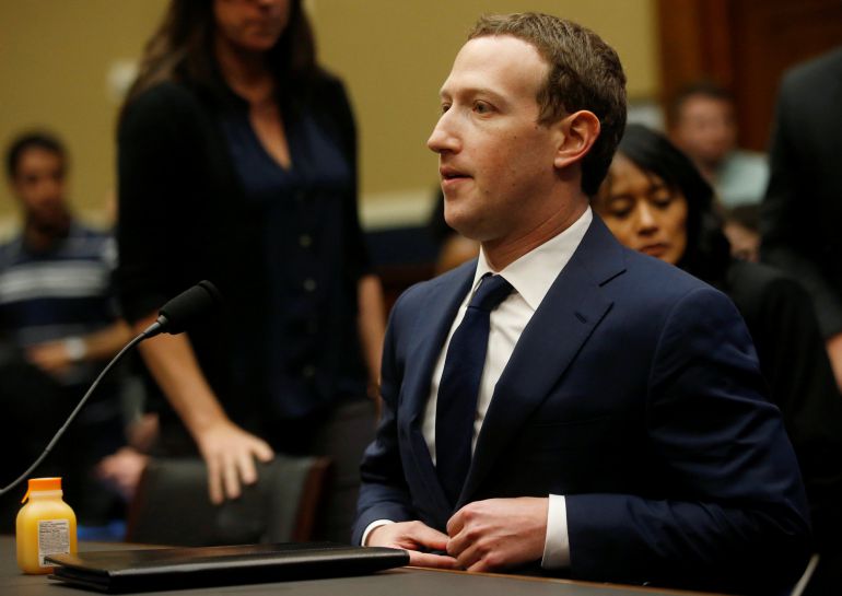 El CEO de Facebook, Mark Zuckerberg, en la Cámara de Representantes El CEO de Facebook, Mark Zuckerberg, en la Cámara de Representantes
