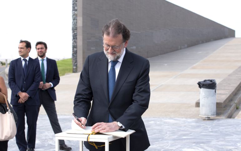 Rajoy tiene la agenda repleta para reunirse con Cristina Cifuentes Rajoy tiene la agenda repleta para reunirse con Cristina Cifuentes