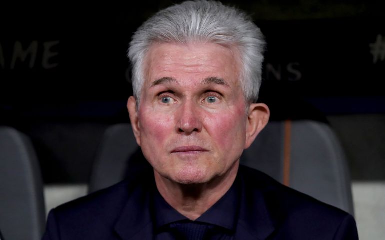Jupp Heynckes, en un momento del partido frente al Sevilla Jupp Heynckes, en un momento del partido frente al Sevilla