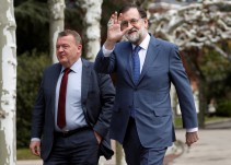 Rajoy pasa al ataque: Consejos vendo y para mí no tengo