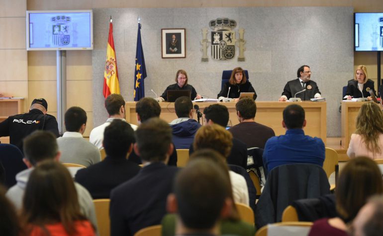 Juicio a los ocho acusados por la agresión a Guardias Civiles en Alsasua en 2016 Juicio a los ocho acusados por la agresión a Guardias Civiles en Alsasua en 2016