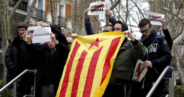 Simpatizantes de los CDR ante la Audiencia Nacional hace unos días Simpatizantes de los CDR ante la Audiencia Nacional hace unos días