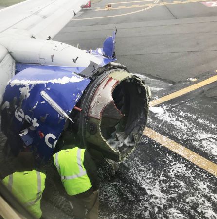 El motor dañado del vuelo 1380 de Southwest Airlines. El motor dañado del vuelo 1380 de Southwest Airlines.