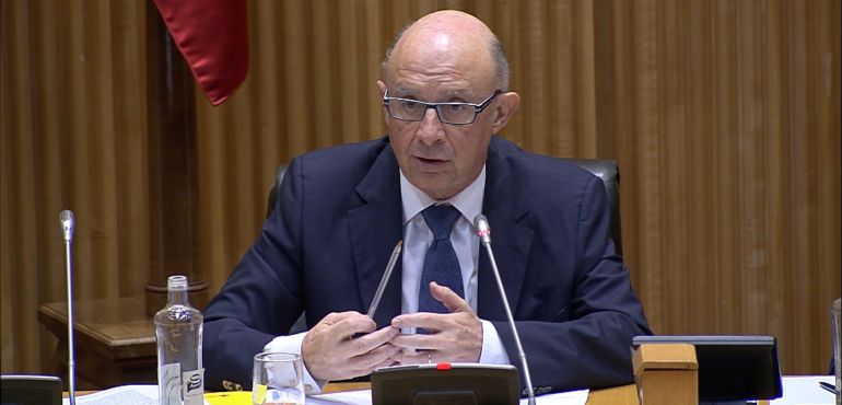 Cristóbal Montoro declarando sobre los Presupuestos Generales del Estado Cristóbal Montoro declarando sobre los Presupuestos Generales del Estado