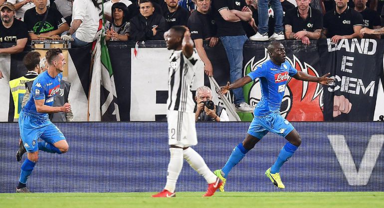 Koulibaly celebra su decisivo gol Koulibaly celebra su decisivo gol