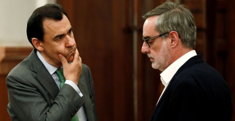 El coordinador general del PP, Fernando Marínez Maíllo, y el vicesecretario general de Ciudadanos, José Manuel Villegas El coordinador general del PP, Fernando Marínez Maíllo, y el vicesecretario general de Ciudadanos, José Manuel Villegas