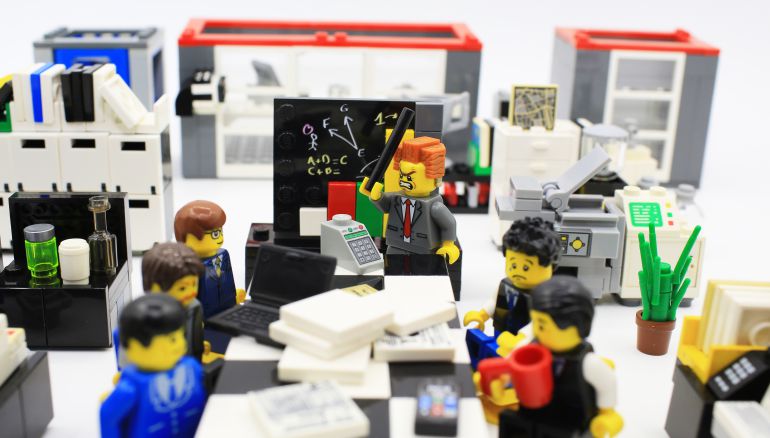 El presentismo laboral es uno de los males de las jornadas en España. El presentismo laboral es uno de los males de las jornadas en España.