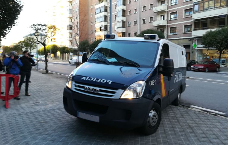 Los miembros de La Manada, dirgidos al Palacio de Justicia durante el juicio Los miembros de La Manada, dirgidos al Palacio de Justicia durante el juicio