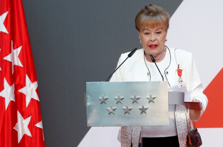 La actriz Gemma Cuervo, galardonada con la Medalla de Plata de la Comunidad de Madrid, durante el acto conmemorativo de la Fiesta del 2 de Mayo, celebrado hoy en la Real Casa de Correos de Madrid La actriz Gemma Cuervo, galardonada con la Medalla de Plata de la Comunidad de Madrid, durante el acto conmemorativo de la Fiesta del 2 de Mayo, celebrado hoy en la Real Casa de Correos de Madrid