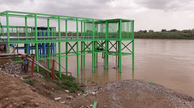 Imágenes de la planta potabilizadora de Al Qayara. Imágenes de la planta potabilizadora de Al Qayara.