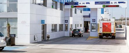 Se podrá elegir la estación ITV en la que pasar la segunda revisión cuando la primera resulte desfavorable o negativa. Se podrá elegir la estación ITV en la que pasar la segunda revisión cuando la primera resulte desfavorable o negativa.