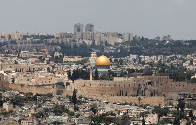 Vista general de la Ciudad vieja de Jerusalén desde el barrio de Armon Hanatziv, en Jerusalén. Vista general de la Ciudad vieja de Jerusalén desde el barrio de Armon Hanatziv, en Jerusalén.