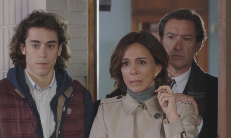 Oriol Puig, Lydia Bosch y Ginés García Millán en 'La verdad' Oriol Puig, Lydia Bosch y Ginés García Millán en 'La verdad'