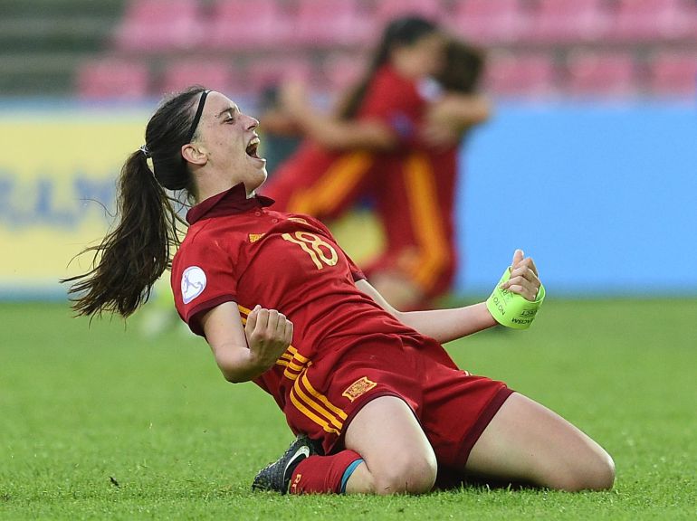 Eva Navarro celebra su primer gol frente a Alemania. Eva Navarro celebra su primer gol frente a Alemania.