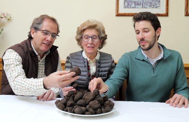 Hostal Lleida: tres generaciones adorando la trufa negra. Hostal Lleida: tres generaciones adorando la trufa negra.