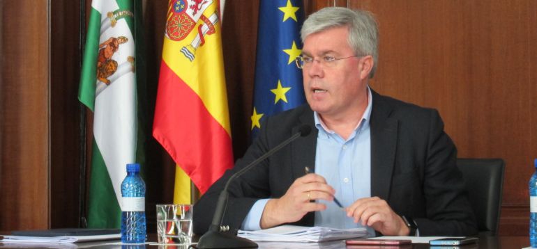El secretario de Estado de Hacienda, José Enrique Fernández de Moya. El secretario de Estado de Hacienda, José Enrique Fernández de Moya.