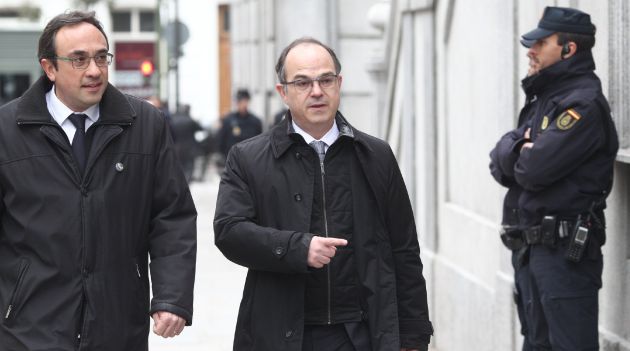 Josep Rull y Jordi Turull llegan al Supremo por la vista del procés Josep Rull y Jordi Turull llegan al Supremo por la vista del procés