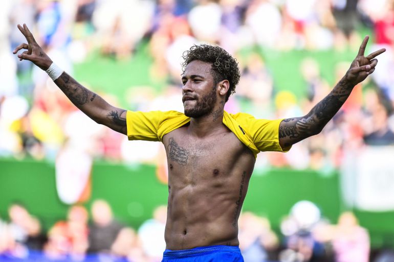 Neymar celebra su gol ante la selección austriaca Neymar celebra su gol ante la selección austriaca