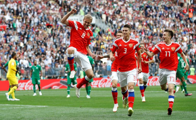 Gol de Gazinsky para Rusia. Gol de Gazinsky para Rusia.