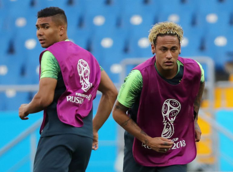 Neymar, durante el último entrenamiento de Brasil antes de debutar en el Mundial Neymar, durante el último entrenamiento de Brasil antes de debutar en el Mundial