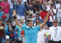 Federer pasa a la final de Stuttgart y le arrebata el número 1 a Nadal