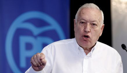 GRAF2423. MADRID, 18/06/2018.- Fotografía de archivo (07/11/2015), del exministro de Asuntos Exteriores, José Manuel García Margallo, que hoy ha confirmado que presentará su candidatura a liderar el PP antes del miércoles, con lo que se convertiría en el tercer aspirante, tras el anuncio de los diputados abulenses Pablo Casado y José Ramón García Hernández. EFE/ Juan Herrero