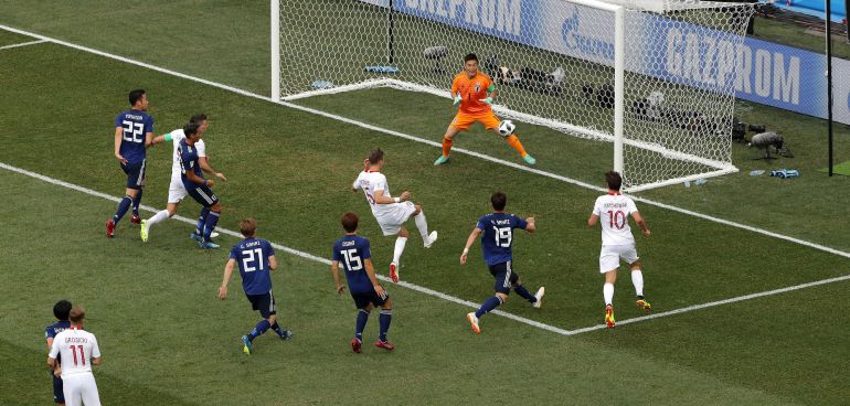Japón está en octavos pese a perder contra Polonia en la tercera jornada del grupo H. Japón está en octavos pese a perder contra Polonia en la tercera jornada del grupo H.