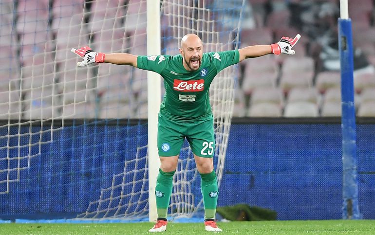 Pepe Reina con el Napolés Pepe Reina con el Napolés