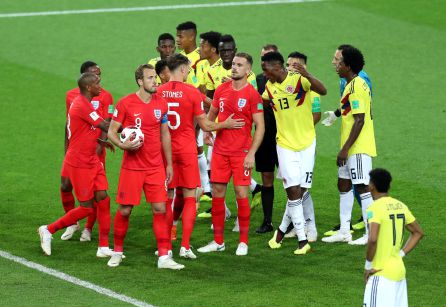 Tras el penalti a favor de Inglaterra hubo protestas de Colombia Tras el penalti a favor de Inglaterra hubo protestas de Colombia