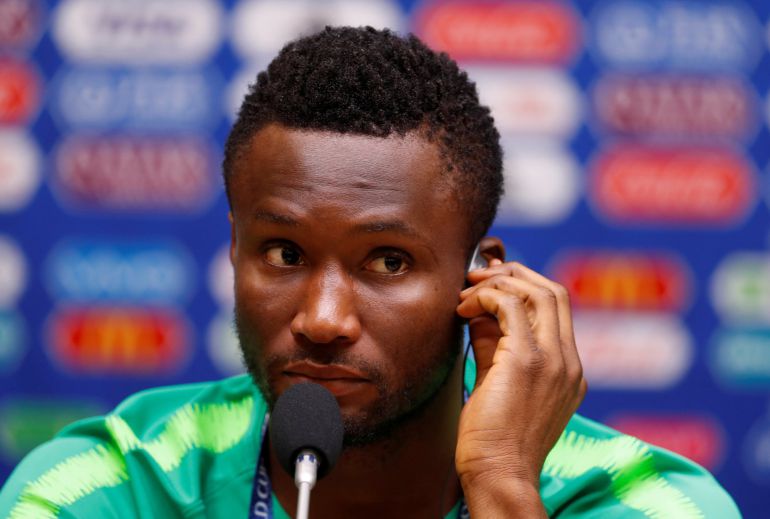 Obi Mikel durante una rueda de prensa del presenta Mundial Obi Mikel durante una rueda de prensa del presenta Mundial
