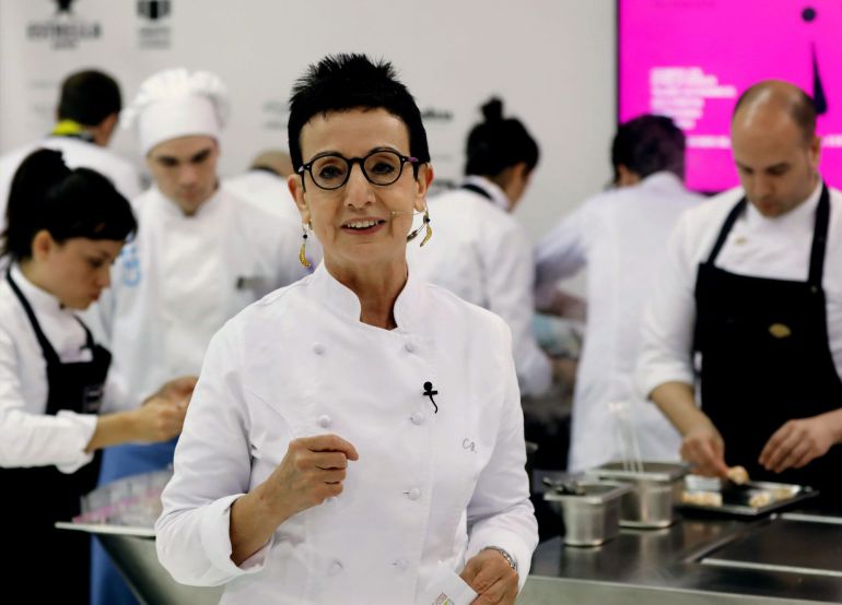 Fotografía de archivo de la chef Carme Ruscalleda, durante su participación en uno de los talleres de alta cocina organizada en el marco del Salón Alimentaria. Fotografía de archivo de la chef Carme Ruscalleda, durante su participación en uno de los talleres de alta cocina organizada en el marco del Salón Alimentaria.