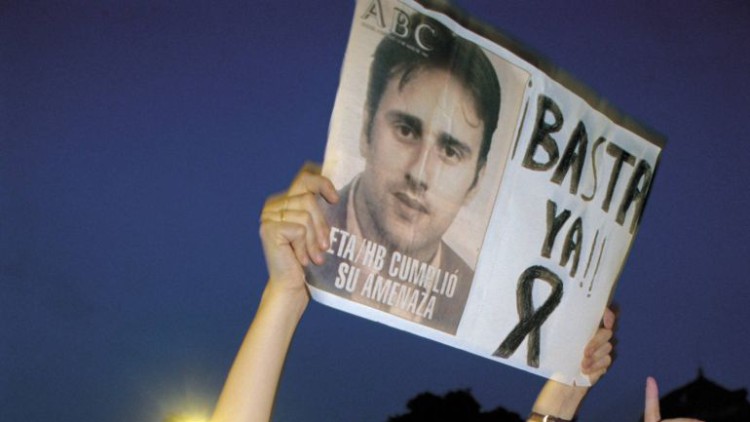 El Tribunal Supremo cree que las redes sociales deberían impedir la difusión de ofensas a las víctimas del terrorismo