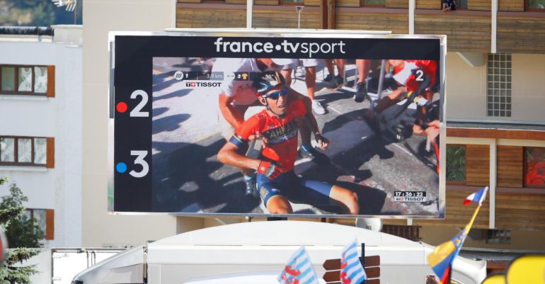 Vincenzo Nibali, en el momento de la caída Vincenzo Nibali, en el momento de la caída