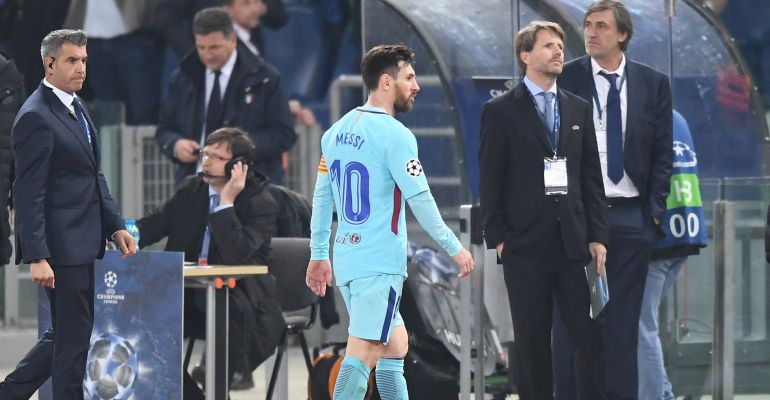 Messi, cabizbajo tras caer eliminado ante la Roma Messi, cabizbajo tras caer eliminado ante la Roma