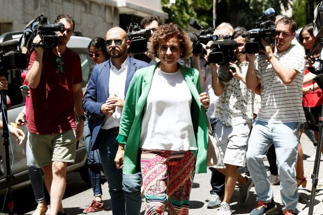 Dolors Montserrat a su llegada a un almuerzo con Pablo Casado Dolors Montserrat a su llegada a un almuerzo con Pablo Casado