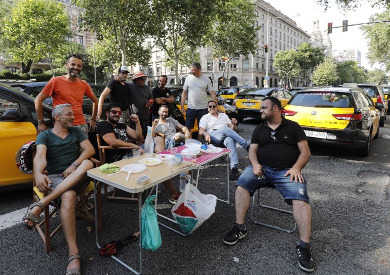 Taxistas vascos se suman a la huelga