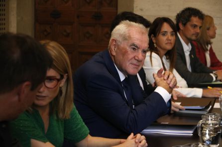 El conseller de Relaciones Institucionales, Ernest Maragall, durante la reunión de la Comisión Bilateral Estado-Generalitat. El conseller de Relaciones Institucionales, Ernest Maragall, durante la reunión de la Comisión Bilateral Estado-Generalitat.