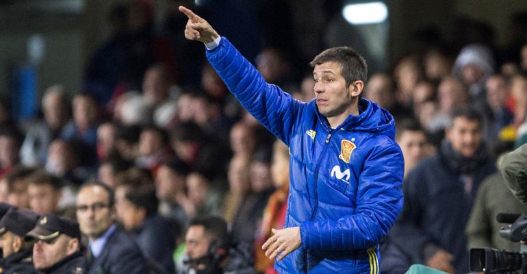 Albert Celades dirige un partido de la selección española Sub 21 Albert Celades dirige un partido de la selección española Sub 21